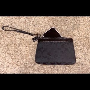 Coach wristlet, great condition!